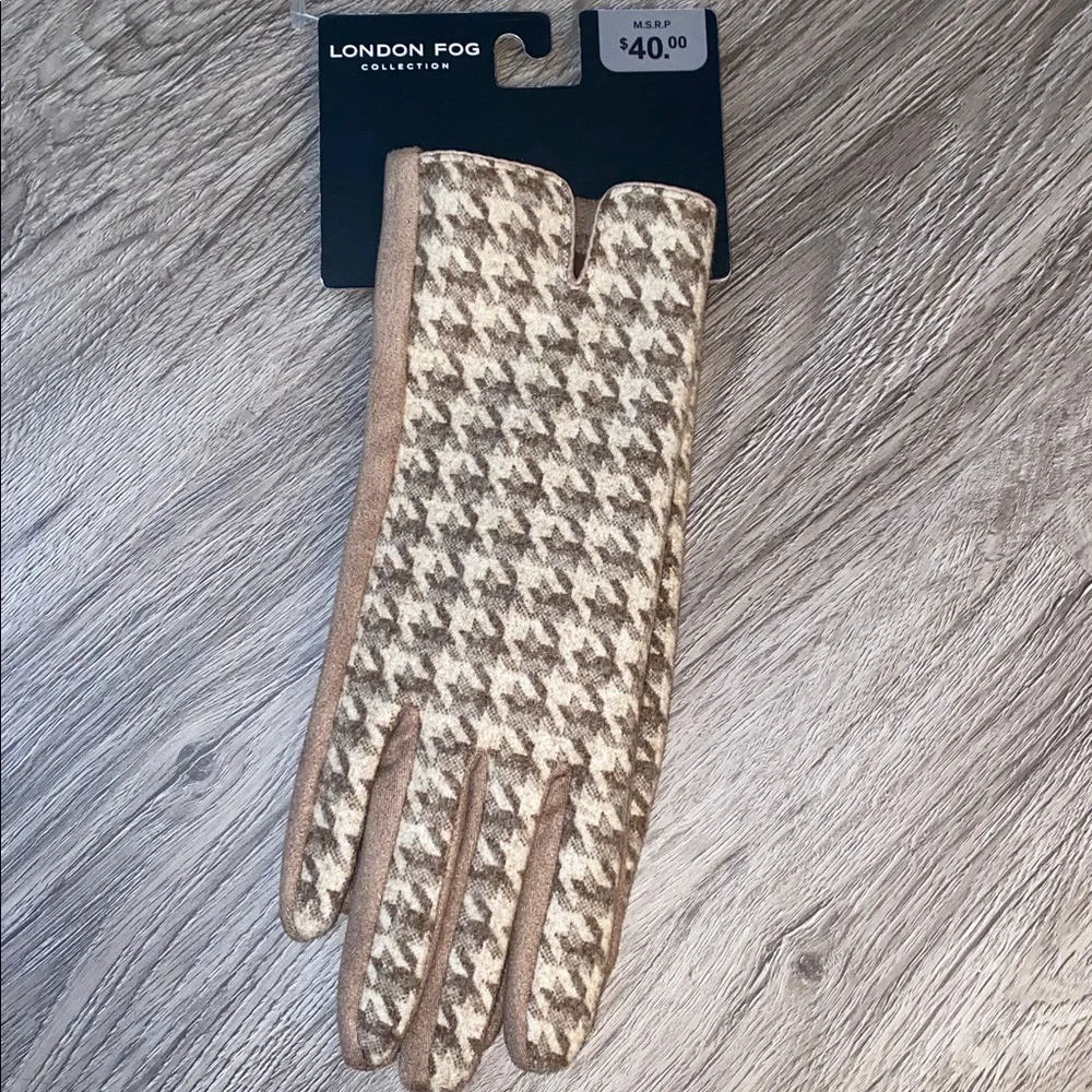 London Fog Houndstooth Gloves
